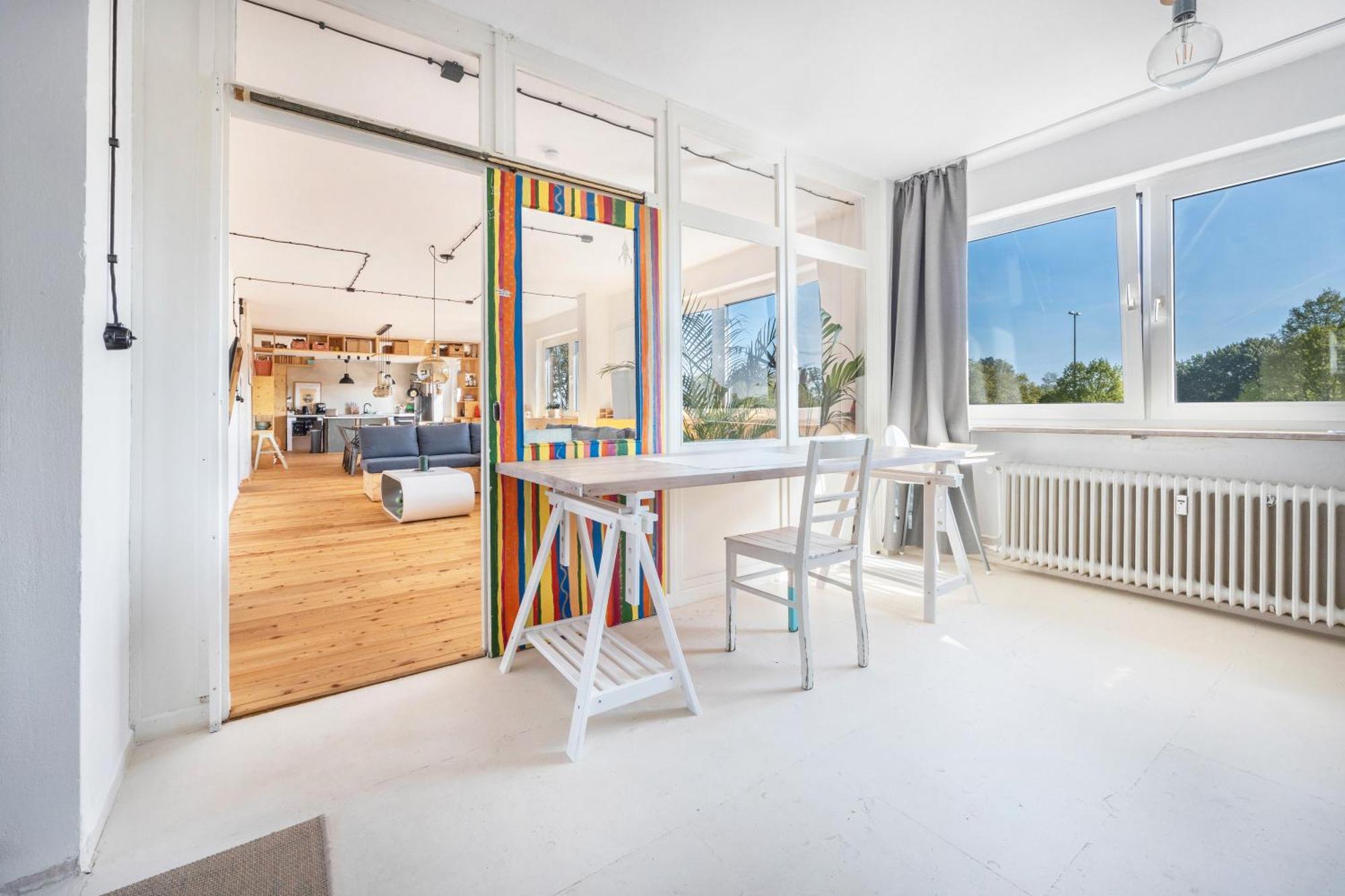 Gemuetliches Film-loft-atelier Lejlighed