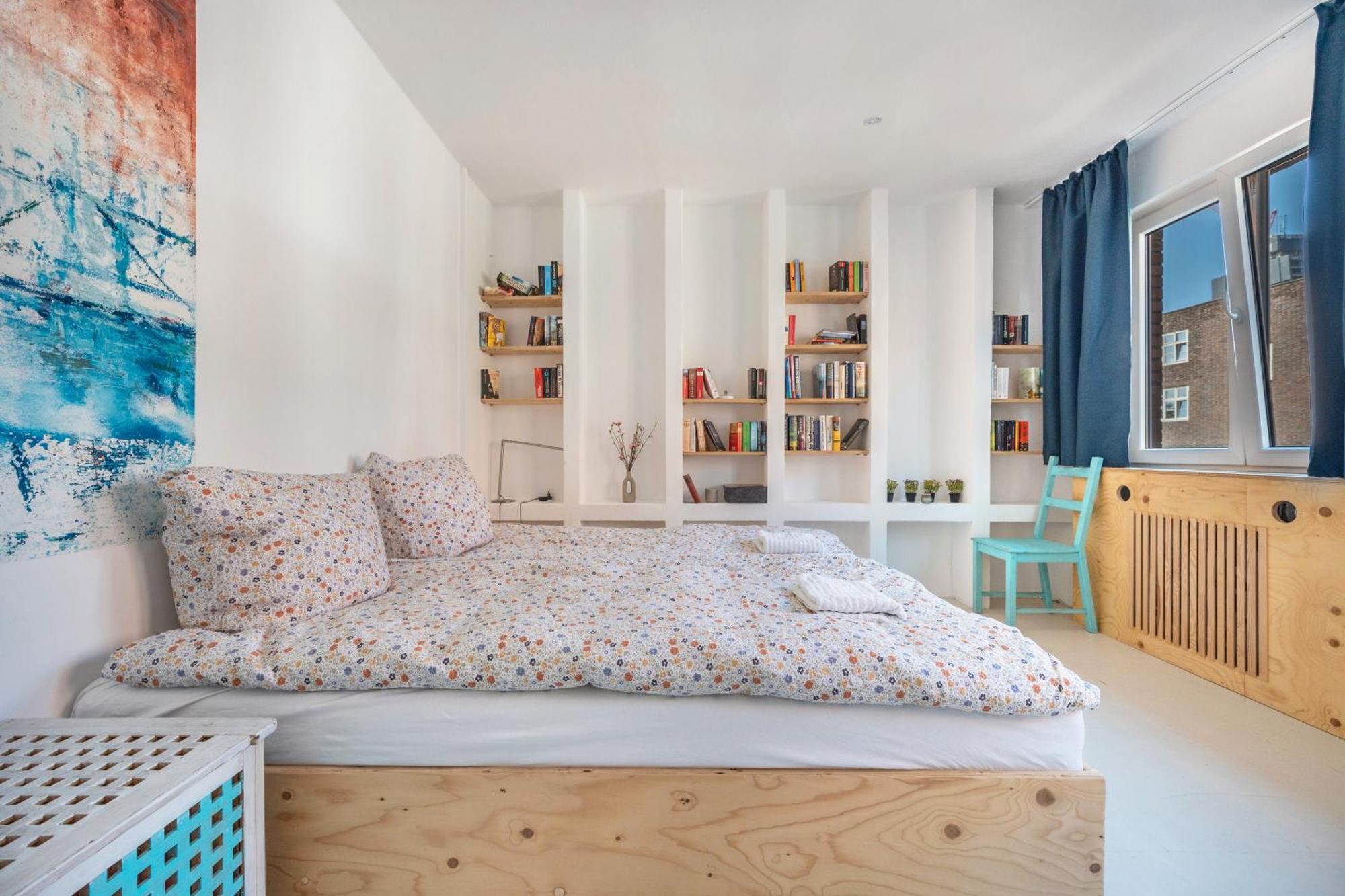 Gemuetliches Film-loft-atelier Hamborg